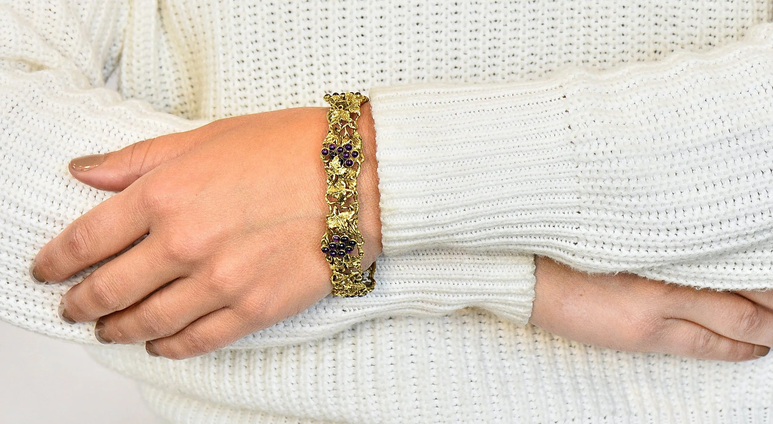 Arts & Crafts Amethyst 14 Karat Gold Grape Cluster Vine Bangle Bracelet