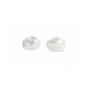 Keshi Stud Earrings White