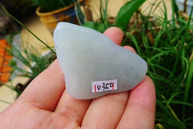 Natural Jade Rough Jadeite Raw (43g,4.3X3.3X2.6cm)