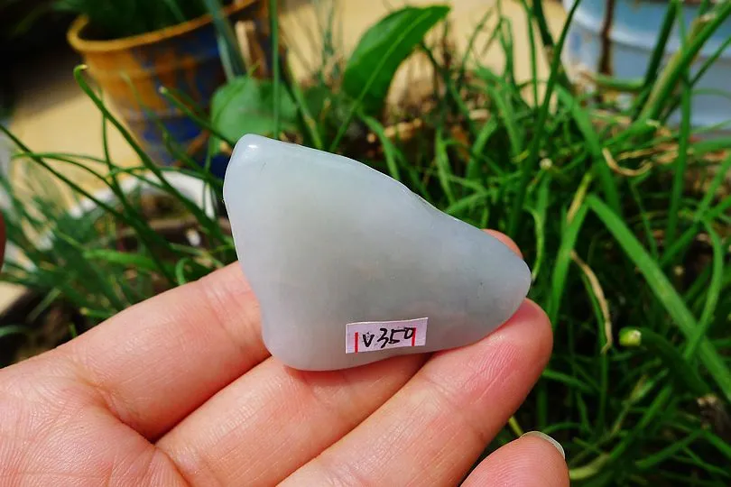 Natural Jade Rough Jadeite Raw (43g,4.3X3.3X2.6cm)