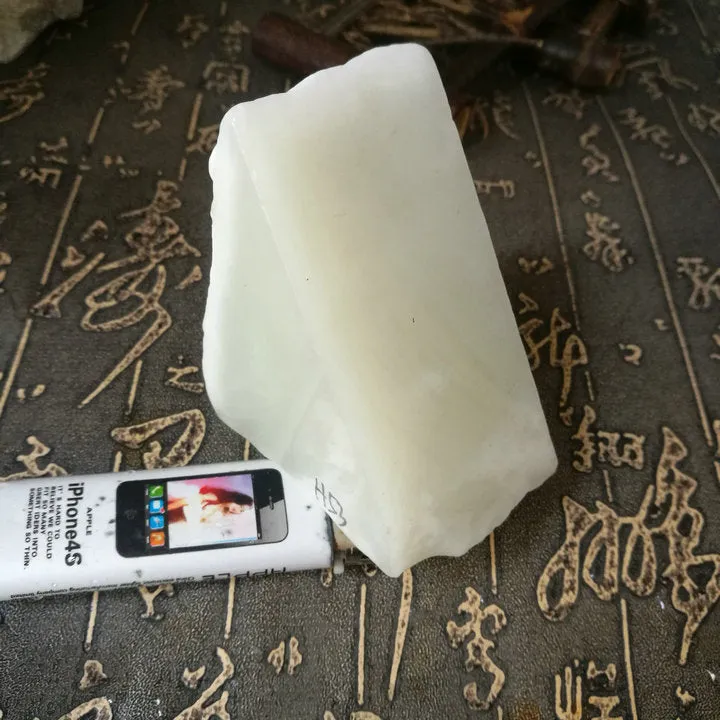 Natural Kunlun Jade Rough Nephrite Raw (311g, 8X6X4.5cm)