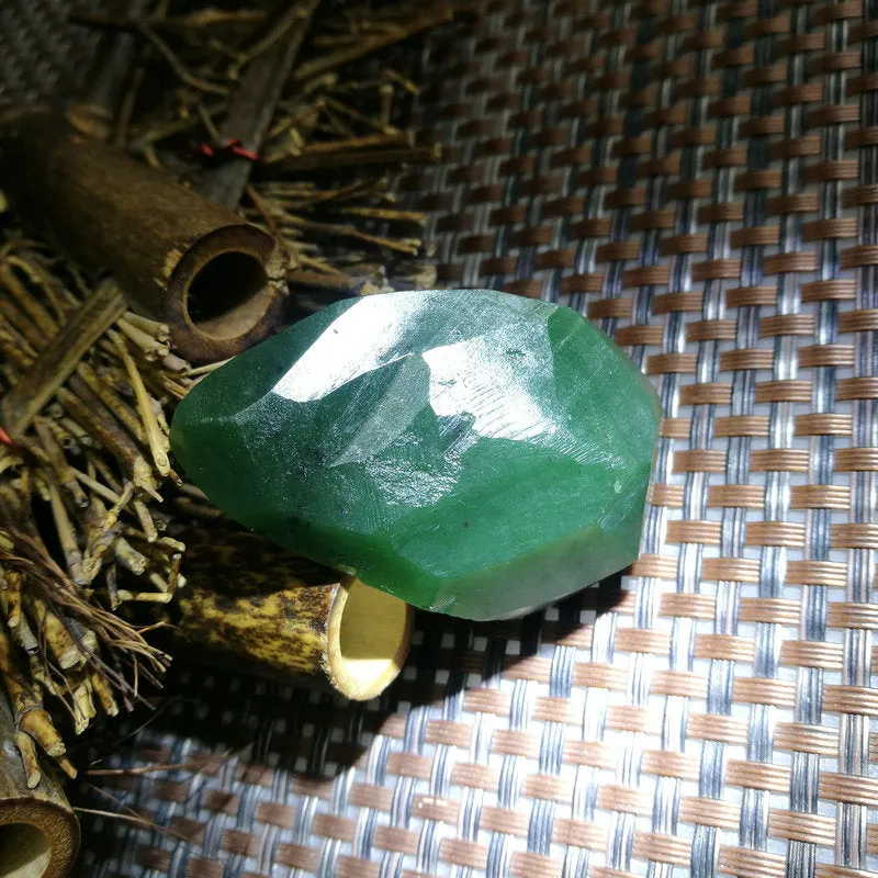 Natural Kunlun Jade Rough Nephrite Raw (46g, 4.7X3.3X2cm)