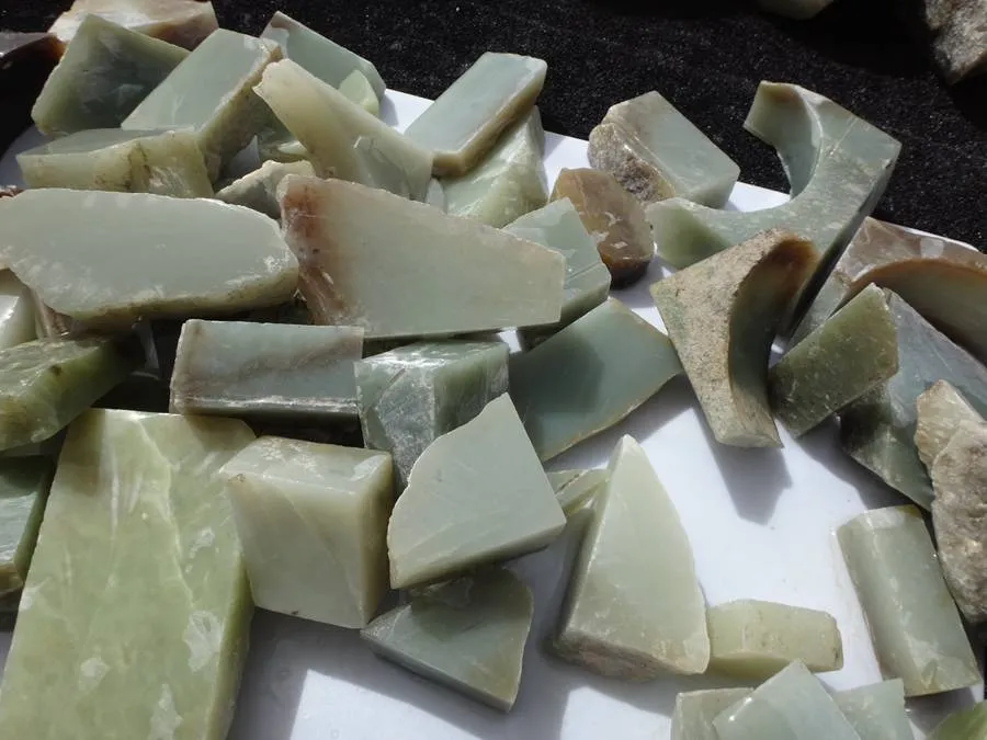 Natural Kunlun Jade Rough Nephrite Remains Raw (6kg)
