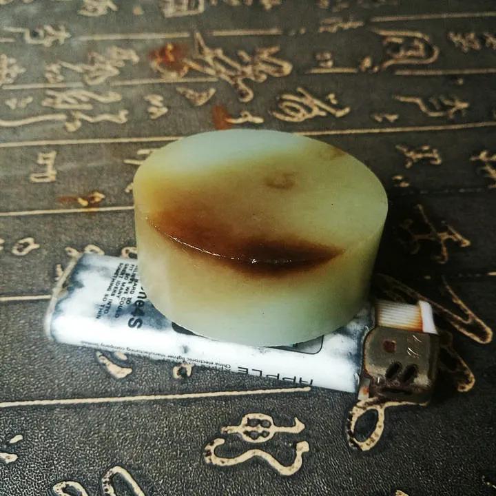 Natural Siberian Jade Rough Nephrite Raw (134g, 5.3X5.3X2.1cm)