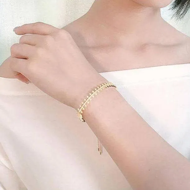 Round Diamond Golden Gear Adjustable Bracelet