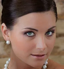 Sasha 10mm Pearl Stud Earrings